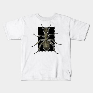 Lonely queen ant Kids T-Shirt